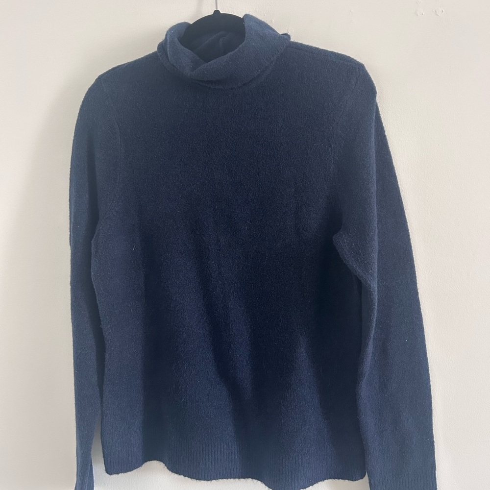 Abercrombie & Fitch Dark Navy Blue Knit Turtleneck Sweater